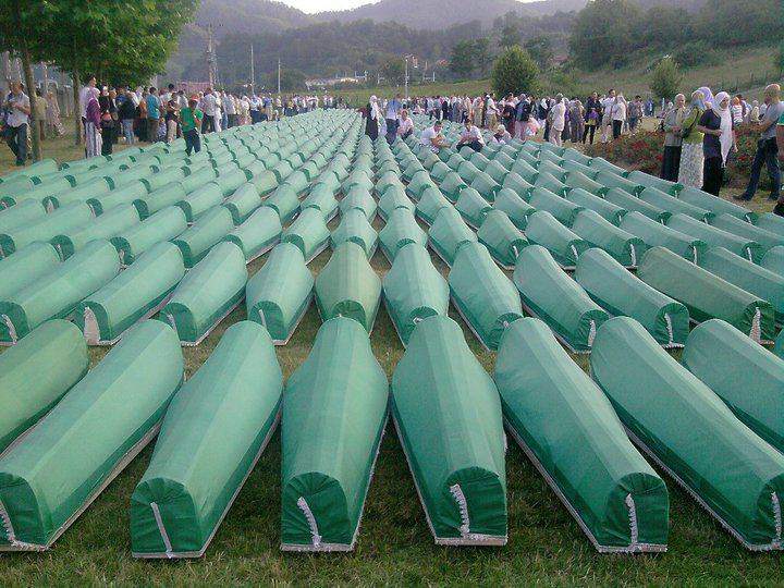 Bosna-Srebrenitsa Katliamı'nı Unutmadık