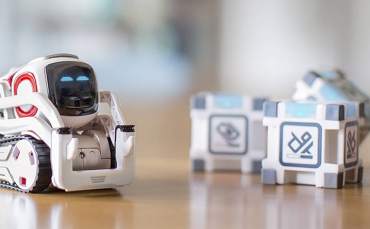  Duyguları Olan Minik Robot: Cozmo