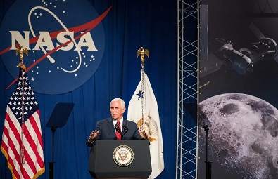 NASA, Ay’a Yolculuk Yapacağı Tarihi Açıkladı