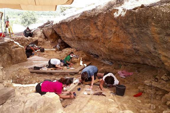 İber Yarımadası’nda Büyük Bir Neandertal Av Kampı Bulundu