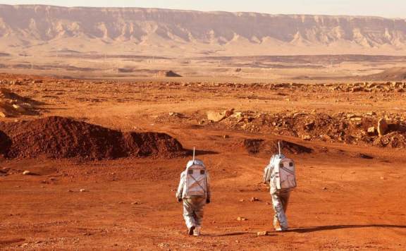 Yeni Araştırma İsyana İşaret Etti: Gelecekteki Mars Yerleşimcileri Dünya'ya Karşı Ayaklanabilir
